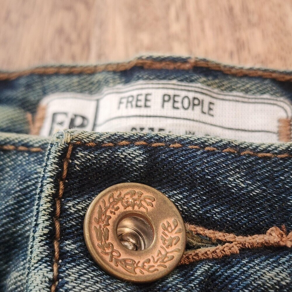 Free People Shorts Womens 27 Blue Denim Button Fly Cutoff Frayed Hem Distressed - Picture 3 of 12